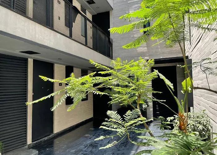 Cautivador Espacio En La Roma Apartment